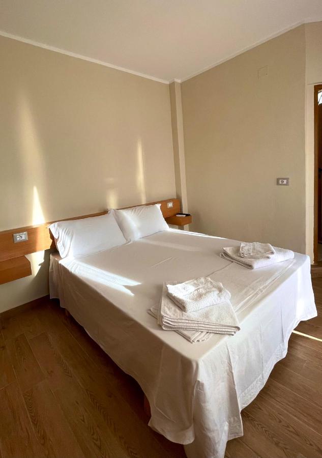 Tékada Hotel&Restaurant Vlora Kültér fotó