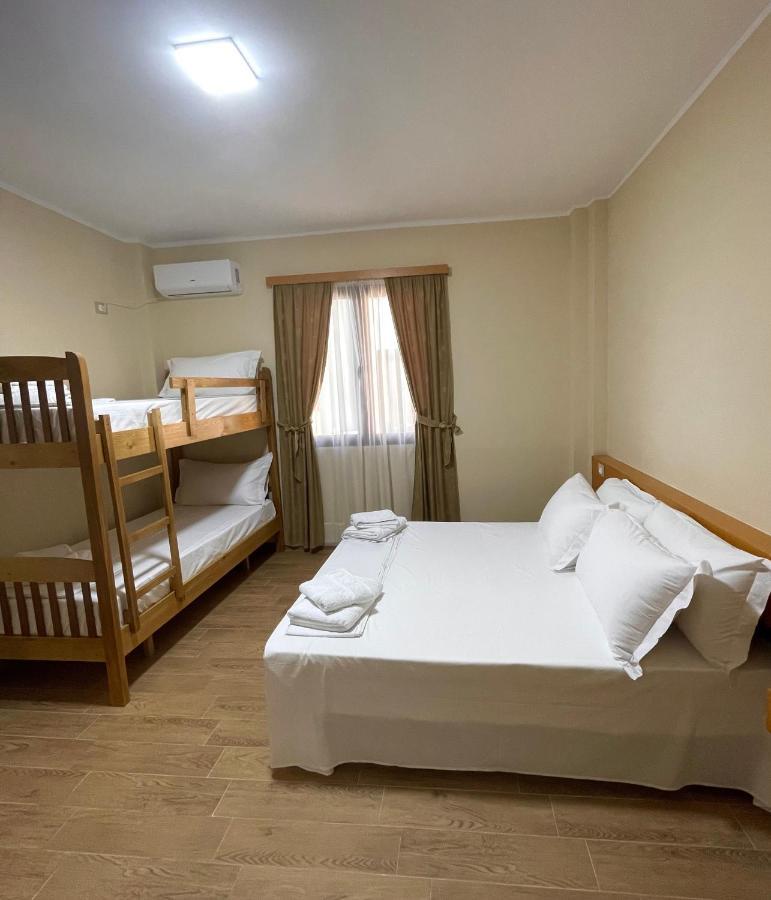 Tékada Hotel&Restaurant Vlora Kültér fotó