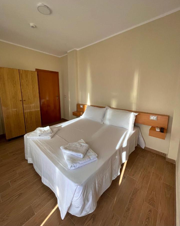 Tékada Hotel&Restaurant Vlora Kültér fotó