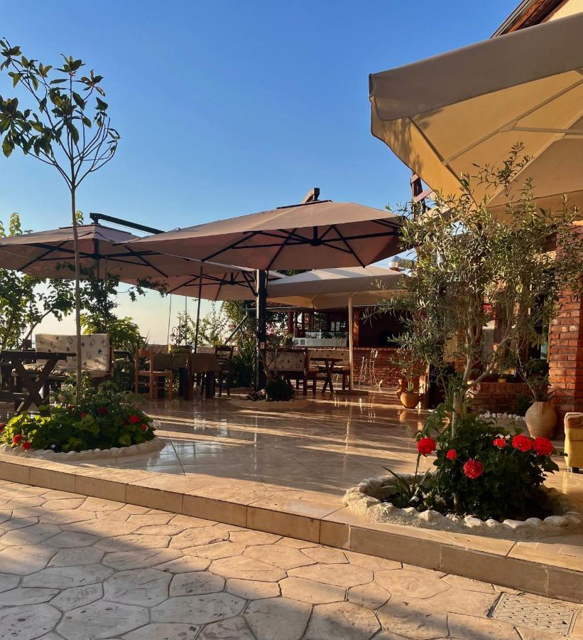 Tékada Hotel&Restaurant Vlora Kültér fotó