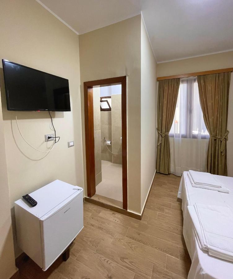 Tékada Hotel&Restaurant Vlora Kültér fotó