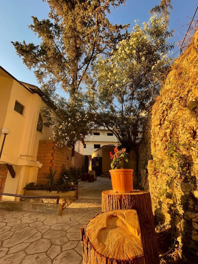 Tékada Hotel&Restaurant Vlora Kültér fotó