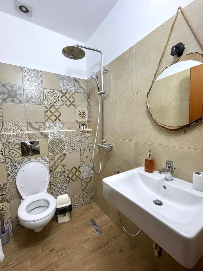 Tékada Hotel&Restaurant Vlora Kültér fotó
